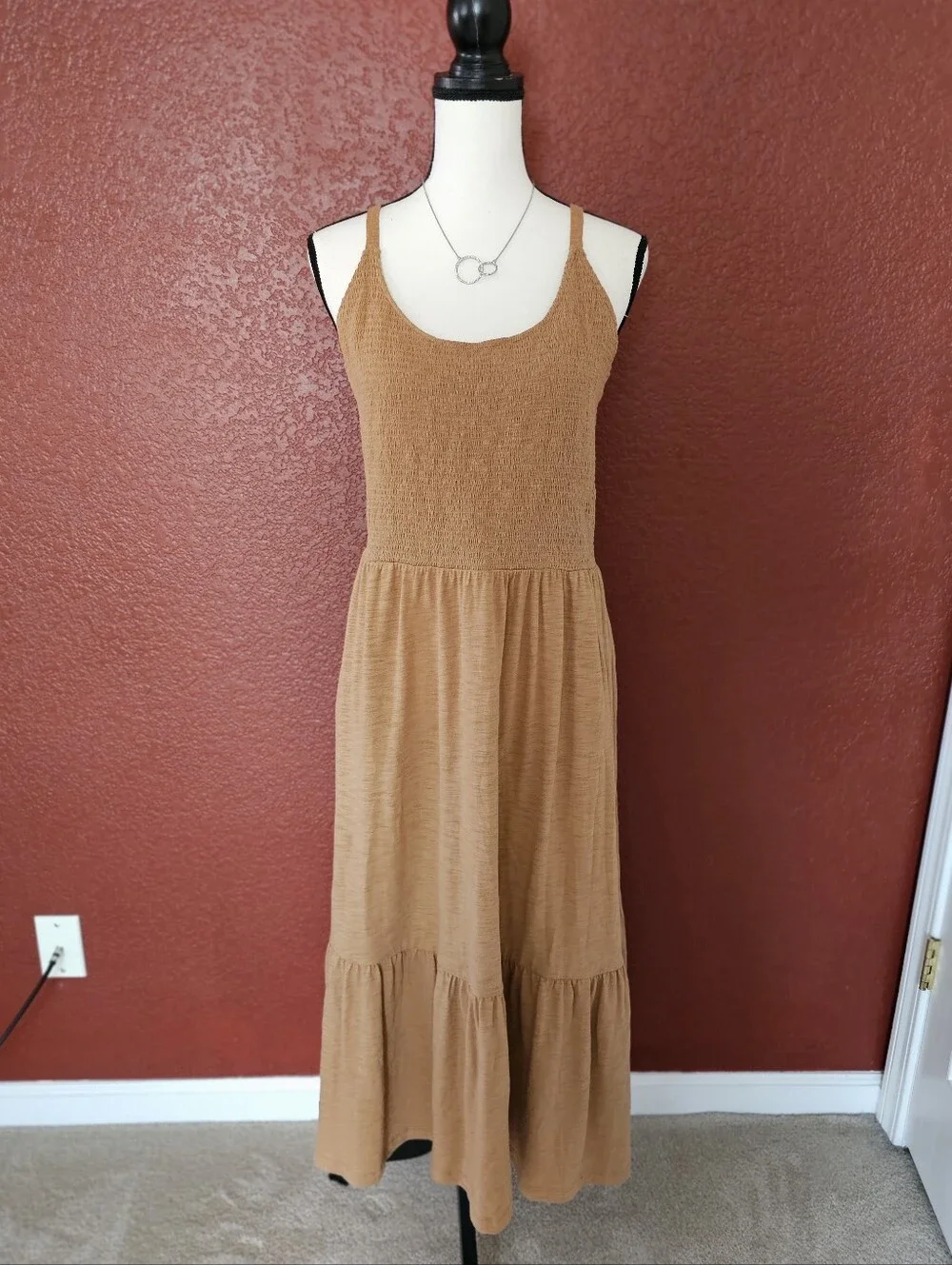 GAP Women’s Sleeveless Tiered Maxi Dress in Camel Brown - Picture 2 of 9